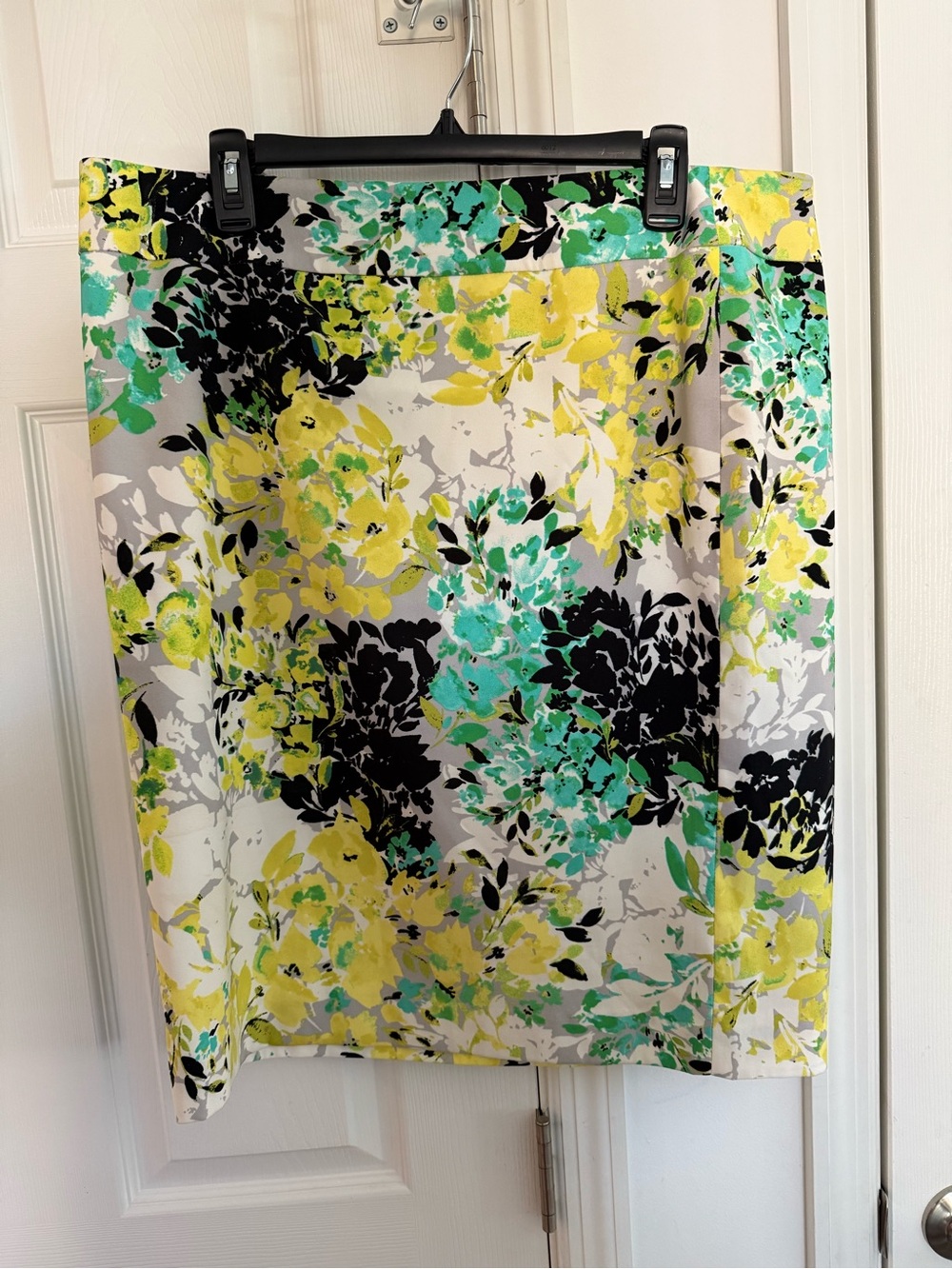 Nine West Floral Pencil Skirt in Yellow, Teal & Black